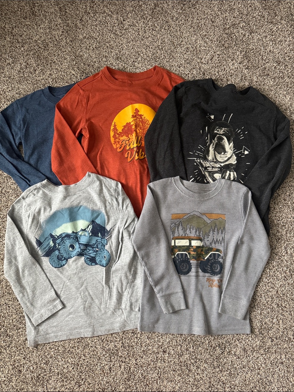 Bundle of 6 Long-Sleeve Graphic Tee - various brands size 4/5